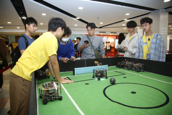 港大本科入學資訊日2025今日（10月25日）在港大校園圓滿舉行。